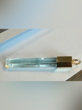 Gorgeous Natural Aquamarine Crystal set in 14k gold.